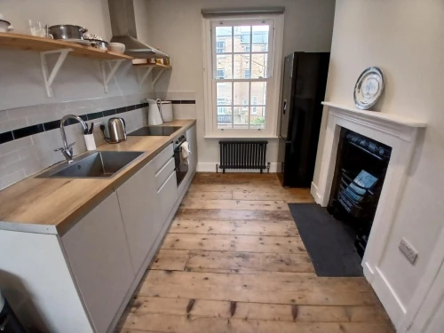 House - Terraced Main Photo