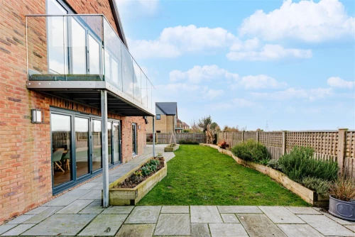 House - Detached Main Photo