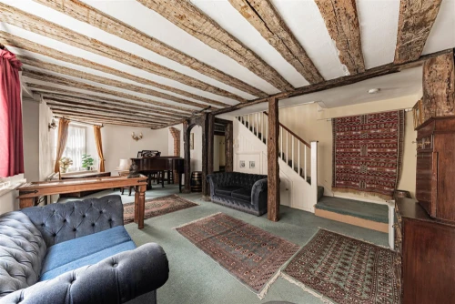 House - End Terrace Main Photo