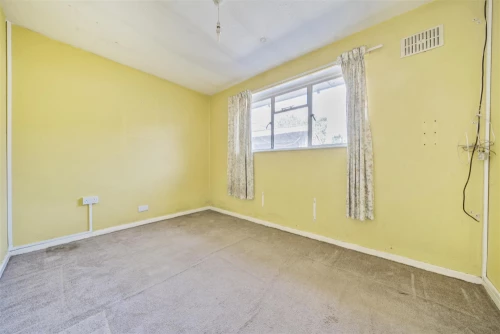 Bungalow - Semi Detached Main Photo