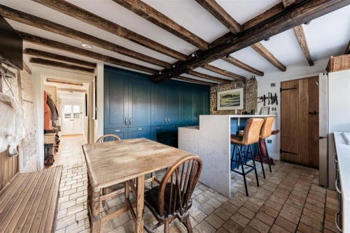 House - Terraced Main Photo
