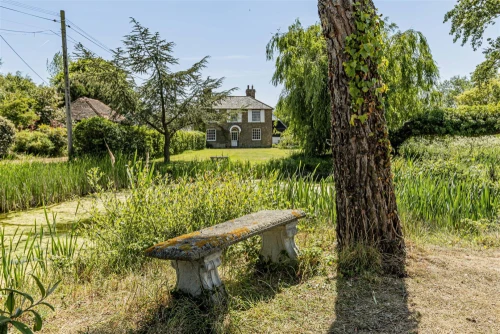 House - Detached Main Photo