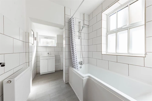 House - Terraced Main Photo