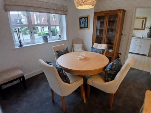 House - Townhouse Main Photo