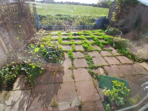 House - Terraced Main Photo