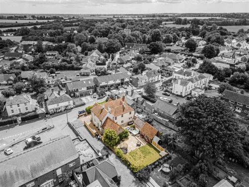 House - Detached Main Photo