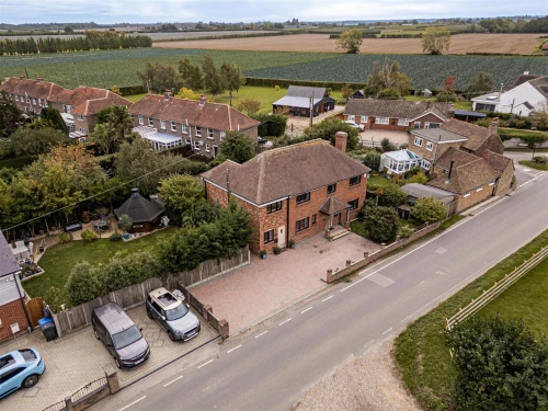 House Main Photo
