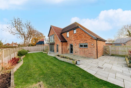 House - Detached Main Photo