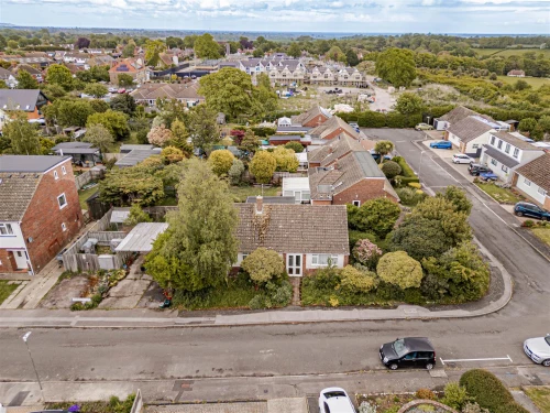 Bungalow - Detached Main Photo