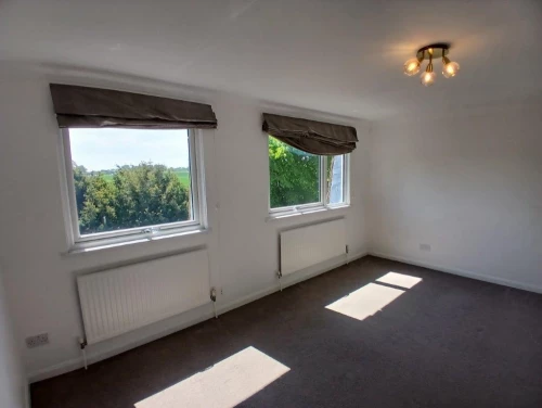 House - Townhouse Main Photo