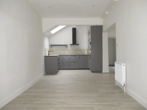House - Terraced Main Photo