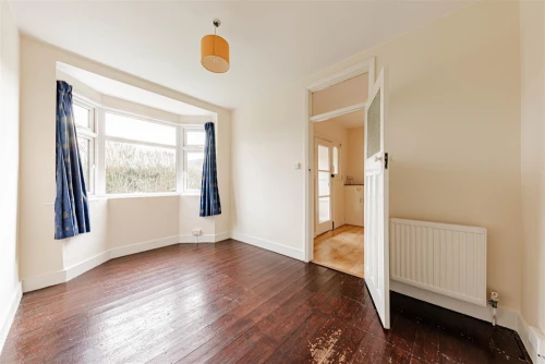 Bungalow - Detached Main Photo