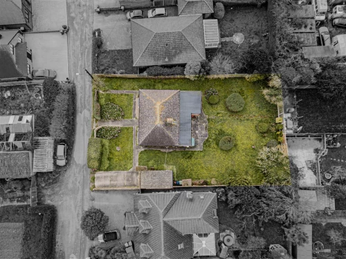 Bungalow - Detached Main Photo