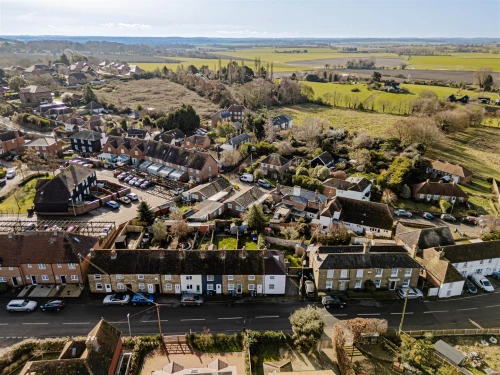 House - Terraced Main Photo