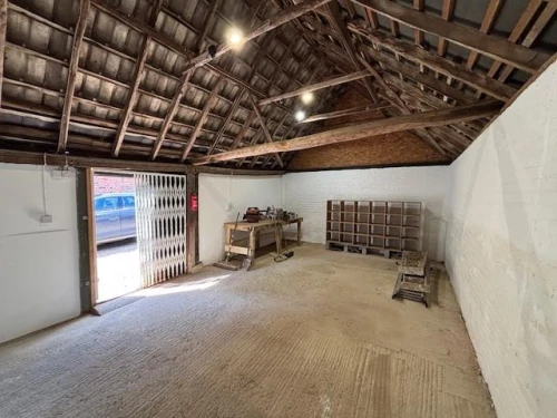 Commercial Main Photo