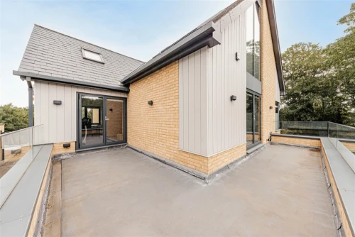 House - Detached Main Photo