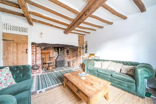 House - Terraced Main Photo