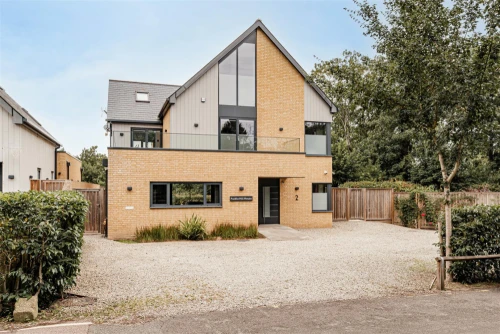House - Detached Main Photo