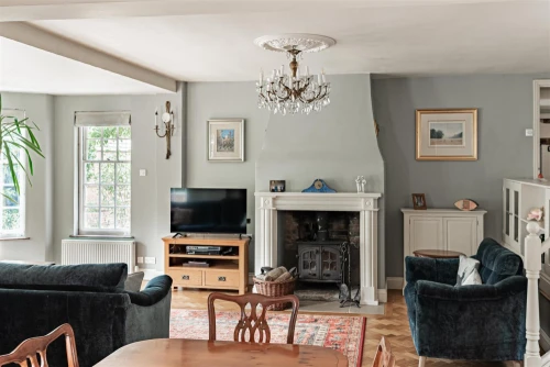 House - Detached Main Photo