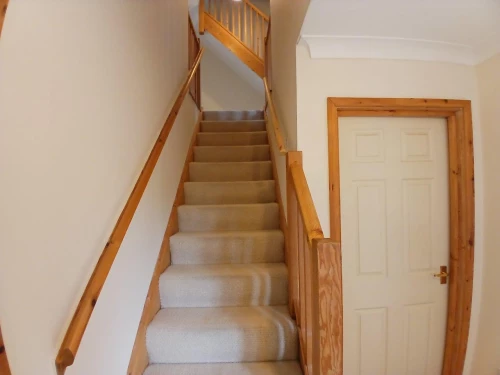 House - Semi-Detached Main Photo