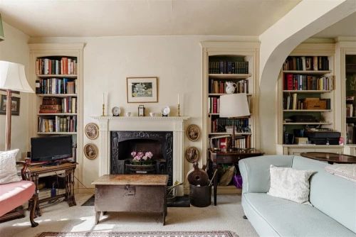 House - End Terrace Main Photo