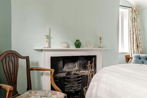 House - End Terrace Main Photo