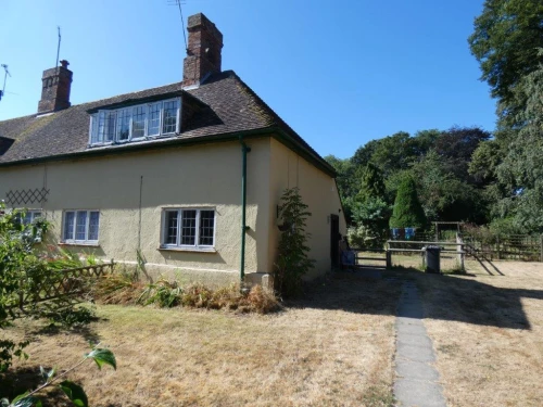Cottage Main Photo