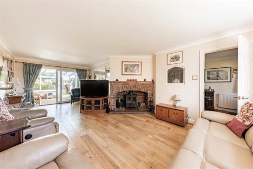 House - Detached Main Photo