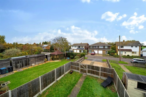 House - Terraced Main Photo