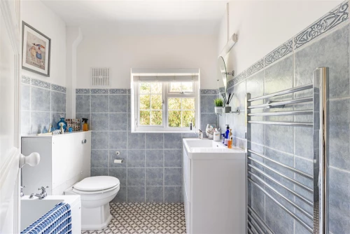 House - Terraced Main Photo