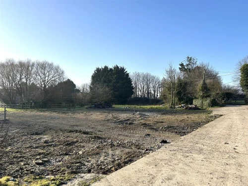 Land Main Photo