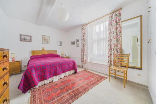 House - Terraced Main Photo