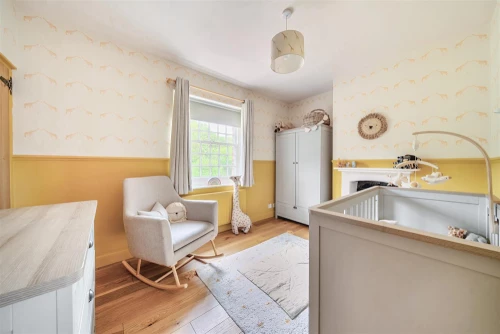 House - Semi-Detached Photo 3