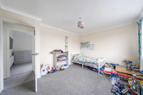 House - Terraced Main Photo