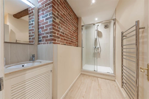 House - Terraced Main Photo