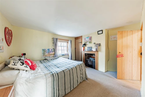 House - Terraced Main Photo