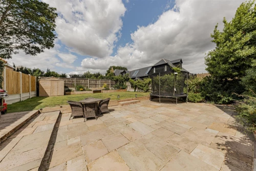 House - Detached Main Photo