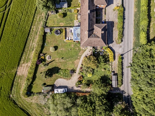 House - Terraced Main Photo