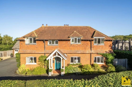 House - Detached Main Photo