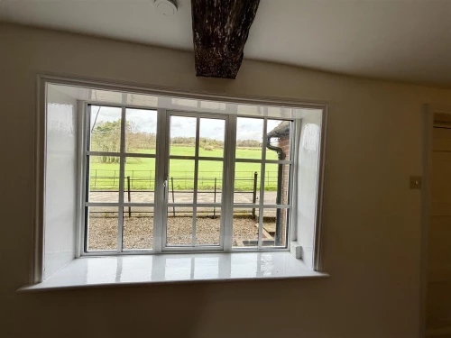 House - Terraced Main Photo