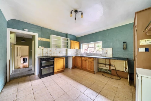 Bungalow - Detached Main Photo