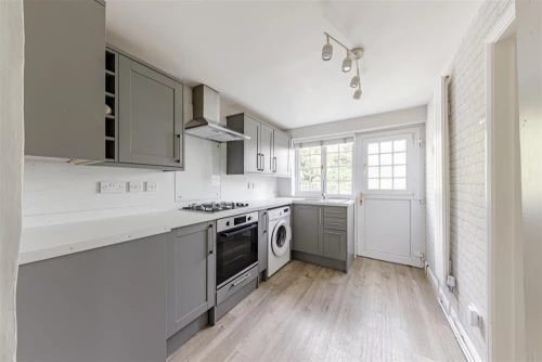 House - End Terrace Photo 4