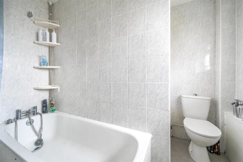 House - Terraced Main Photo