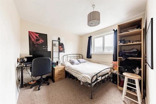 House - Terraced Main Photo