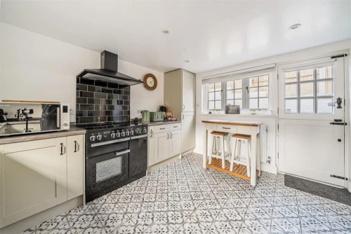 House - Detached Main Photo
