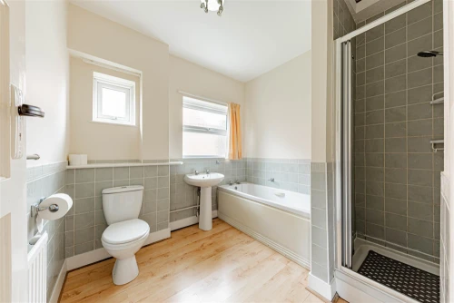 Bungalow - Detached Main Photo