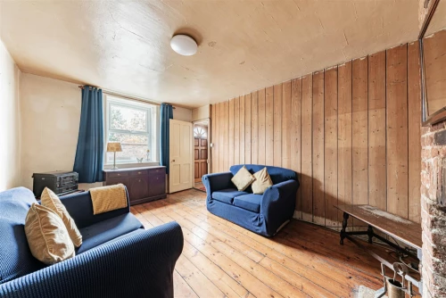 House - Terraced Main Photo