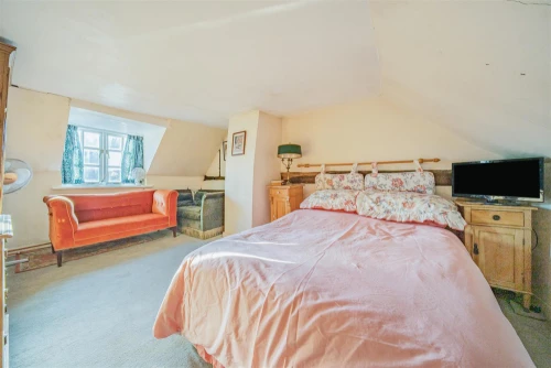 House - Terraced Main Photo