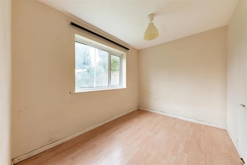 Bungalow - Semi Detached Main Photo