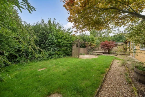 Bungalow - Detached Main Photo